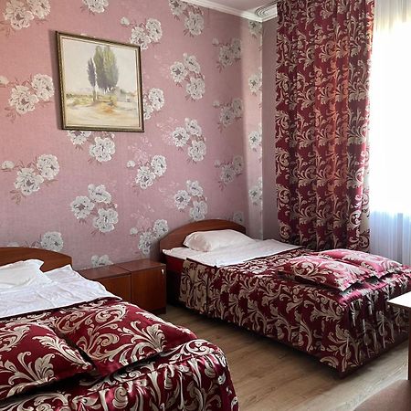 Гостиничный Комплекс Жеты Казына Zharkent Εξωτερικό φωτογραφία